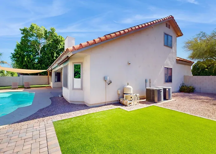 The Sonoran Oasis * Mesa